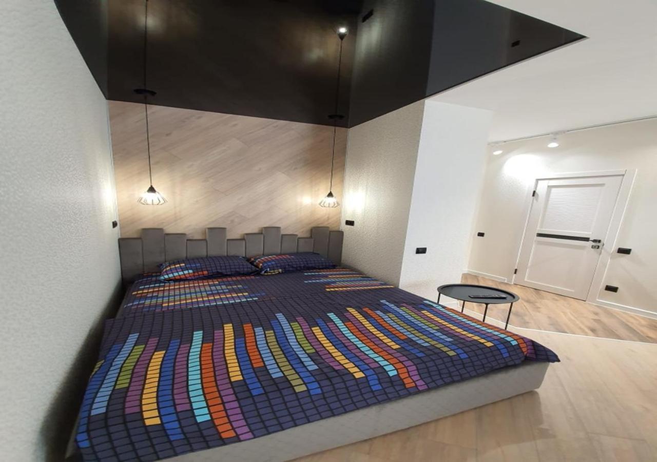 New Lux Apartment 2020 Харьков Экстерьер фото