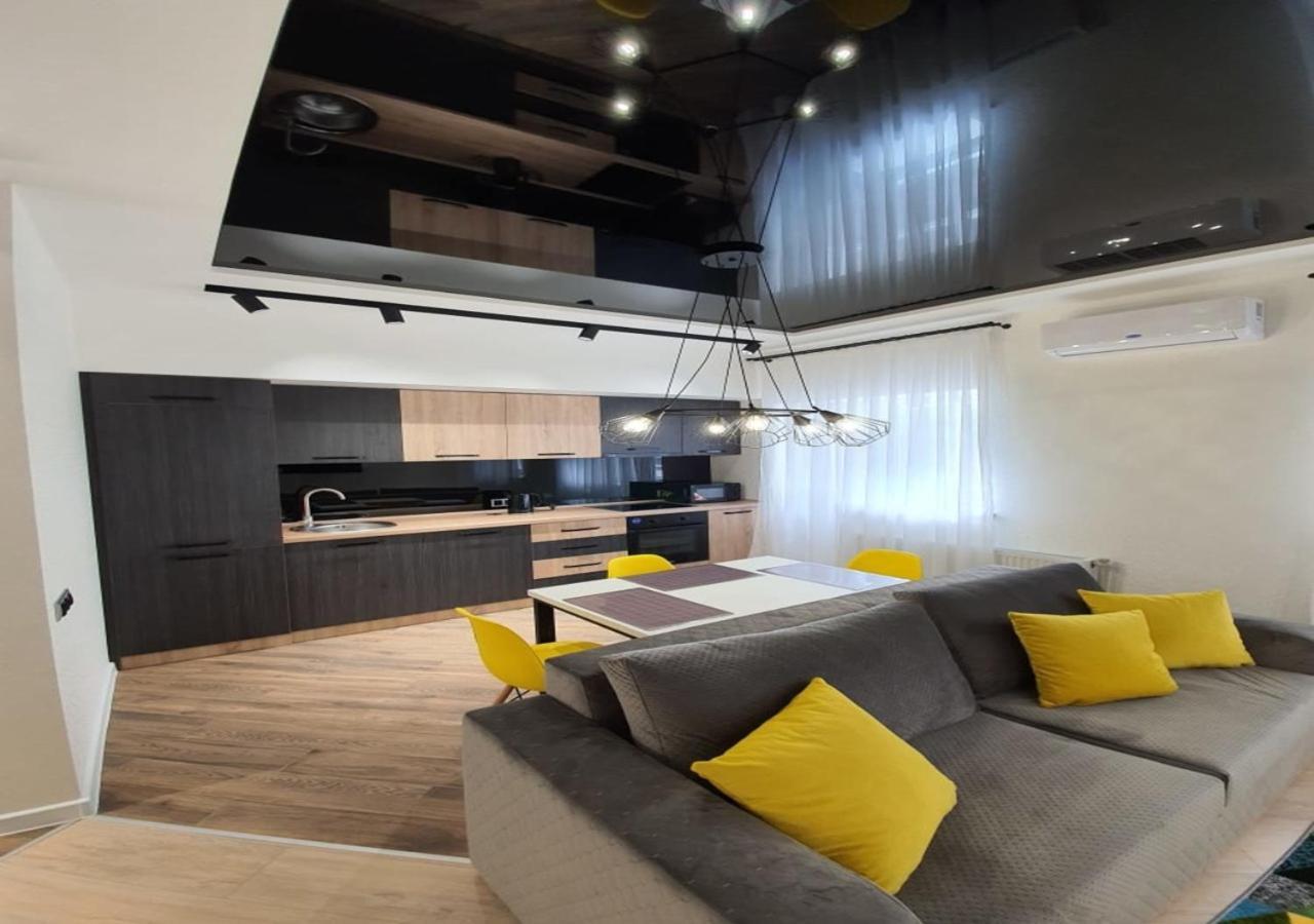 New Lux Apartment 2020 Харьков Экстерьер фото