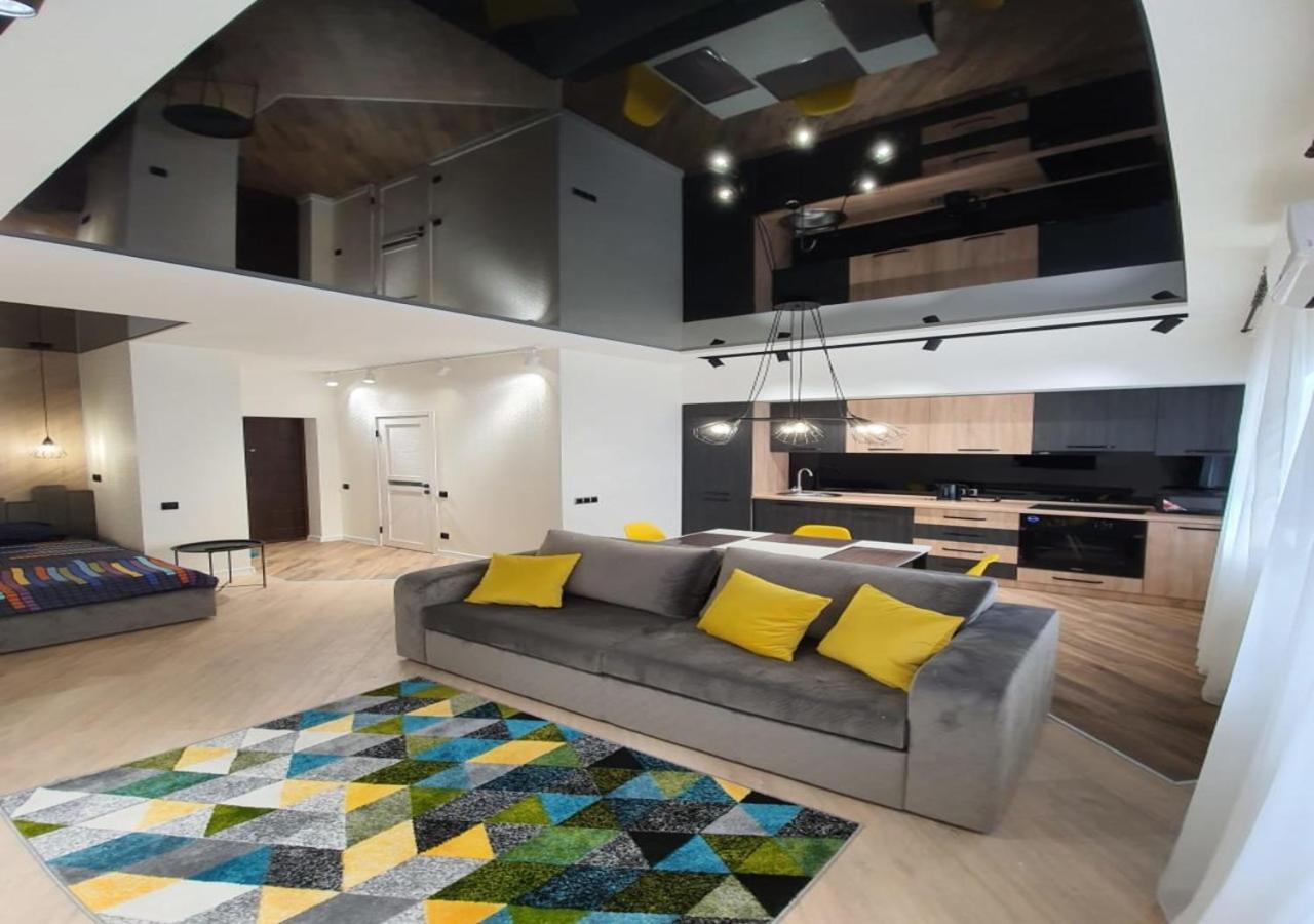 New Lux Apartment 2020 Харьков Экстерьер фото